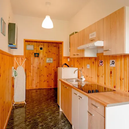 Dom, Pokoje, Prywatne Przy Rzezbie Rybaka Affittacamere 3*