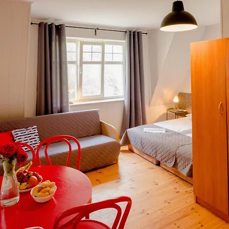 Dom, Pokoje, Prywatne Przy Rzezbie Rybaka Affittacamere Rowy (Pomerania)