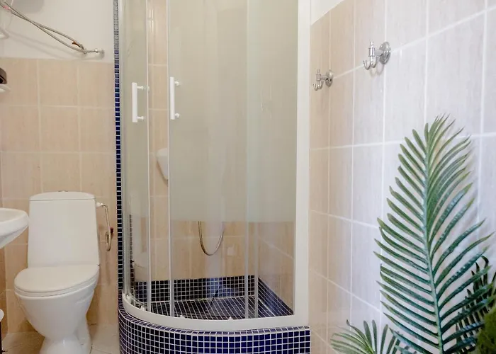 Gasthof Dom, Pokoje, Prywatne Przy Rzezbie Rybaka Rowy (Pomerania)