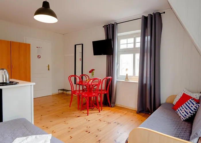 Dom, Pokoje, Prywatne Przy Rzezbie Rybaka